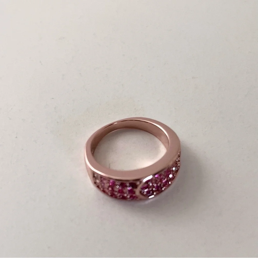 NWOT 18k gp rose gold belt ring